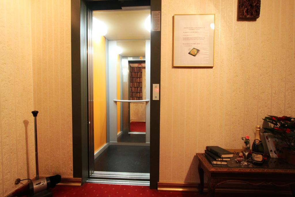 Hotel Ss Residence Unirii Bukarest Kültér fotó